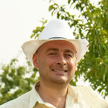 Павел Костенко